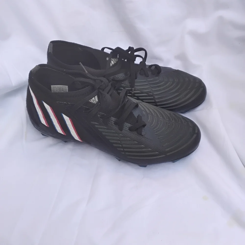 adidas Black Men's Athletic Shoes Size 6.5